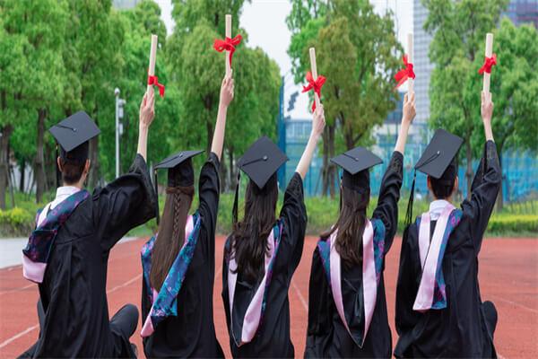 报考成人本科需要什么条件与要求