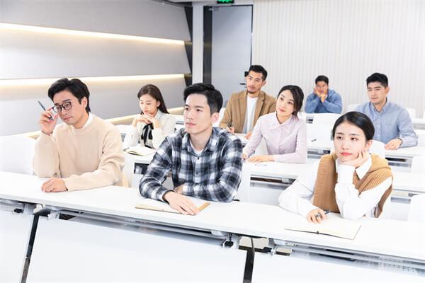 成人高等教育入学考试